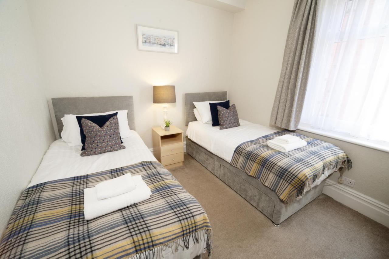 Appartamento Mode - The Old School House Lytham St Annes Esterno foto